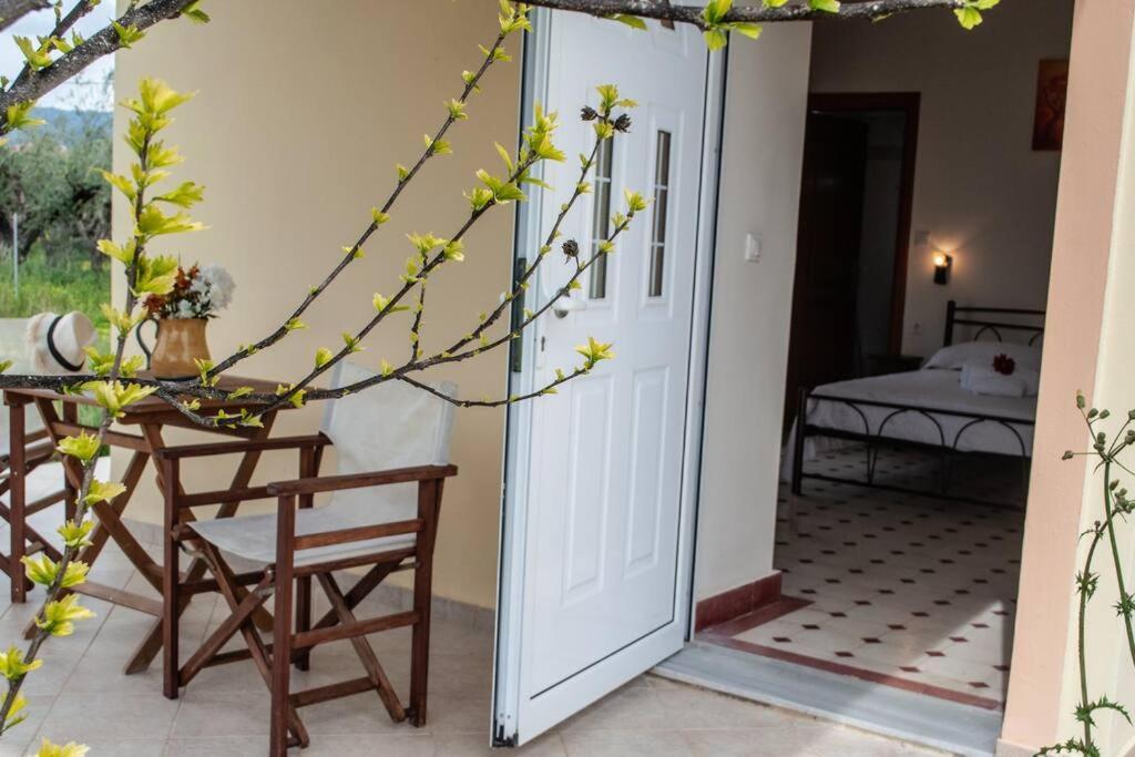 Phyllida Guest House - A2 Захаро Екстер'єр фото